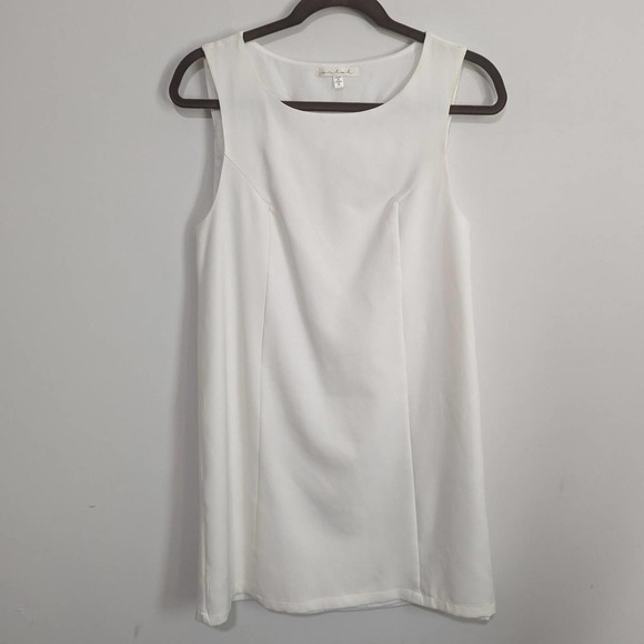 Simple White Sheath Dress - Picture 1 of 3